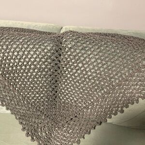 Brown Textured Scalloped Edge Wrap